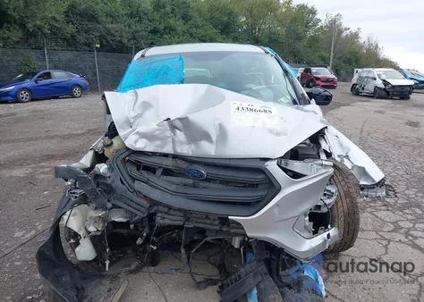 2017 Ford Escape S из США, поврежденный, VIN 1FMCU0F72HUE61609